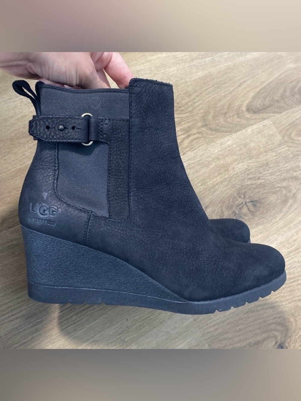 UGG Indra Leather Black Wedge Ankle Boots size 8